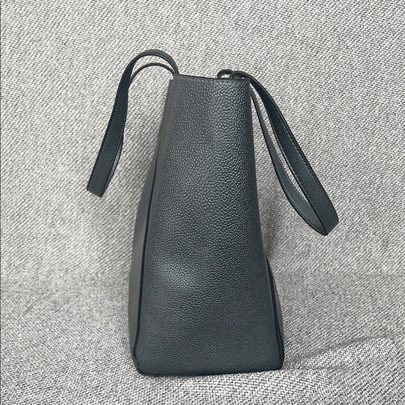 Tahari Gray Tote Bag with Classic Minimalist Design - Picture 5 of 16